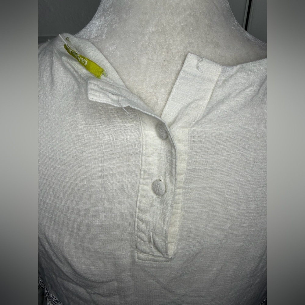 Gianni Bini White Blouse with Lace Accents size S - Picture 5 of 9